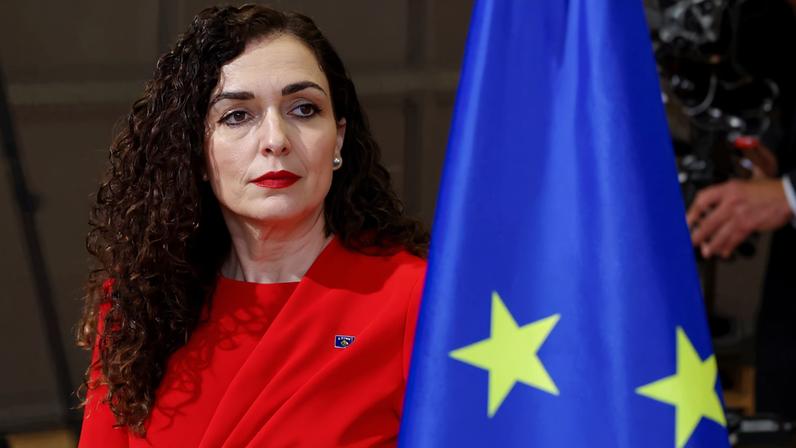 Presidente do Kosovo dissolve parlamento e convoca eleições após falha presidencial