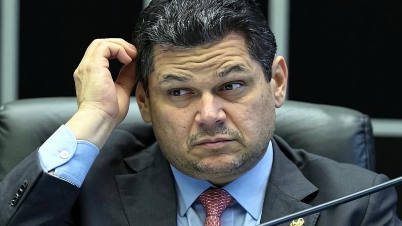 O presidente do Congresso, Davi Alcolumbre (União-AP)