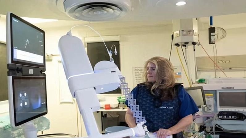 Relutância de Louis Theroux, acertos da Apple e confronto boomer x Gen Z