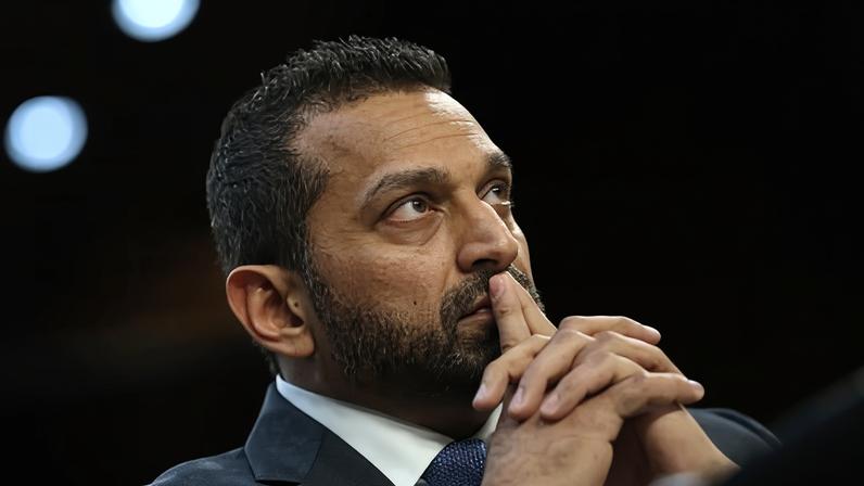 Kash Patel admite sob juramento que FBI compra dados de localização de americanos