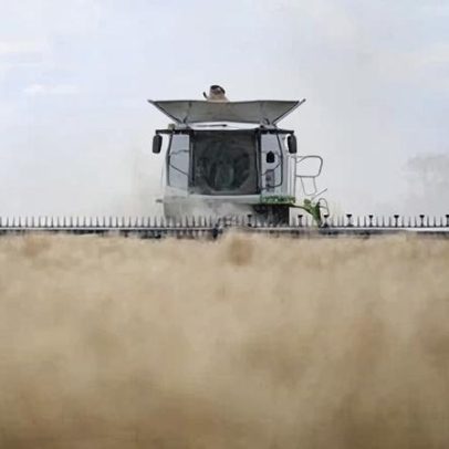 Fazendeiros defendem estoque de combustível em meio à crise na Austrália