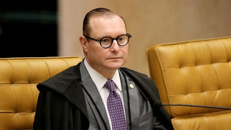 Zanin rejeita ação de Rollemberg na CPI do Banco Master