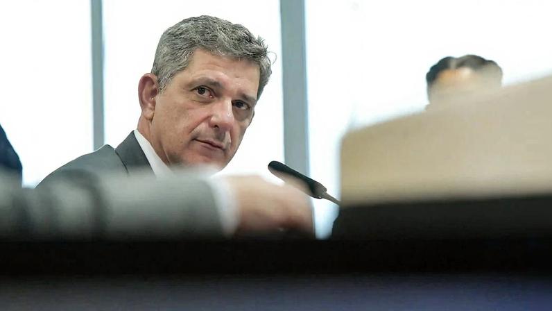 PT propõe CPI para investigar o Banco Master no Senado