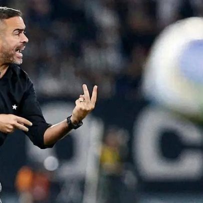 Artur Jorge, em negociação com o Cruzeiro, relata ansiedade com guerra no Catar