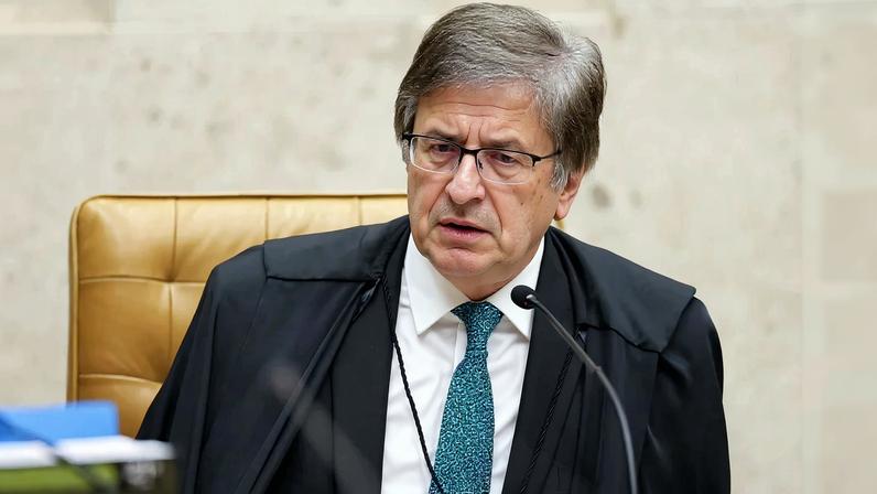 PGR defende transferência de joias sauditas da Caixa para a Receita Federal