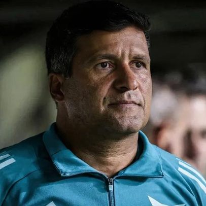 Wesley Carvalho define opções para Athletico-PR x Cruzeiro