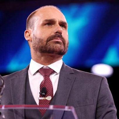 Moraes entrega provas contra Eduardo Bolsonaro à corregedoria da PF