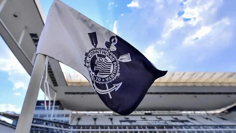 Diretor de esportes terrestres anuncia saída do Corinthians