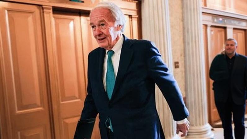 Democratas propõem lei para proteger pequenas empresas contra tarifas de Trump