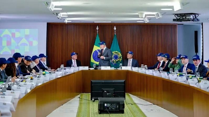 Governo Lula pode atingir recorde de saídas de ministros para eleições