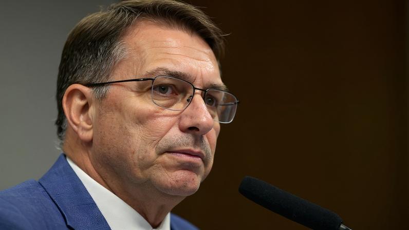 Flávio Bolsonaro atrai Centrão para sua campanha presidencial, aponta análise