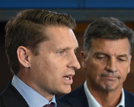 Hastie defende imposto de 25% sobre lucros de gás e multinacionais