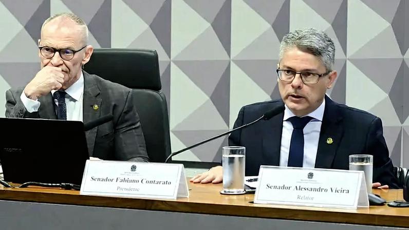 Presidente e o relator da CPI do Crime Organizado, senadores Fabiano Contarato (PT-ES) e Alessandro Vieira (MDB-SE). (Foto: Geraldo Magela/Agência Senado)