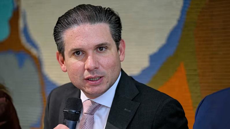 O presidente da Câmara dos Deputados, Hugo Motta, em encontro com jornalistas — Foto: Douglas Gomes/Câmara dos Deputados