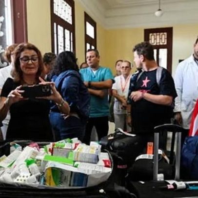 Dois barcos humanitários rumo a Cuba desaparecem, diz México