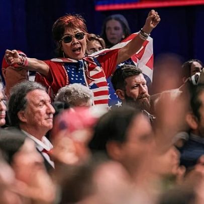JD Vance lidera pesquisa do CPAC para próximo candidato presidencial republicano