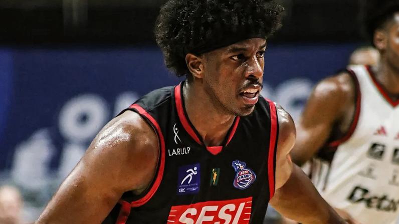 Georginho de Paula em ação pelo Sesi Franca no NBB (Foto: Juliana Nascimento/ CRF)