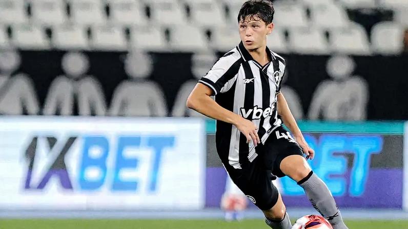 Botafogo renova com Arthur Novaes até 2029 com multa de R$ 480 milhões
