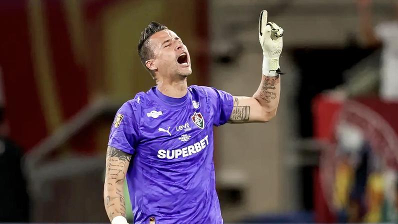 Torcedores do Fluminense escolhem time do século com quatro jogadores atuais