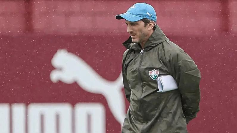 Zubeldía analisa escalação do Fluminense com mudanças e reforços