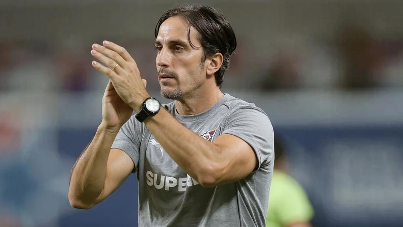 Zubeldía em Remo e Fluminense (Foto: Marcelo Gonçalves/ Fluminense FC)