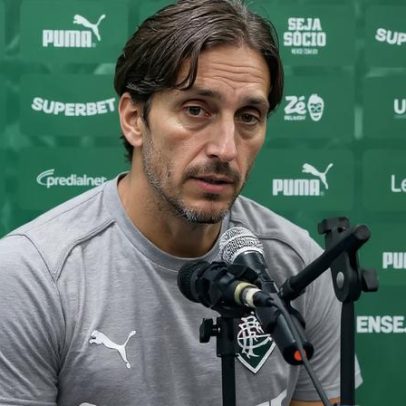 Zubeldía explica opção por Savarino e ausência de Cano no Fluminense