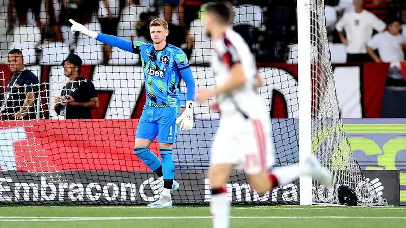 Neto foi titular no gol do Botafogo contra o Flamengo (Foto: Vítor Silva/Botafogo)