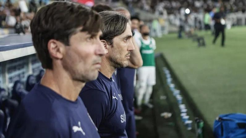 Zagueiro retorna à lista de relacionados do Flu para jogo contra o Atlético-MG