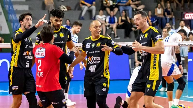 Praia Clube vence Cruzeiro no tie-break pela Superliga Masculina