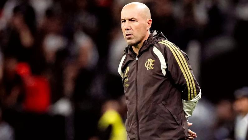 Jardim comenta situação de Plata após Corinthians x Flamengo