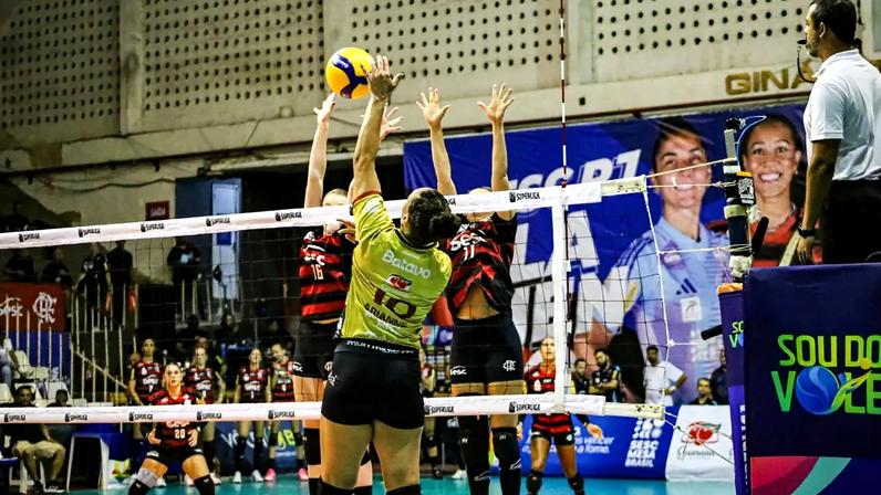 Sesc RJ Flamengo e Mackenzie se enfrentaram no returno da Superliga Feminina (Foto: Julliana Nascimento/ CRF)