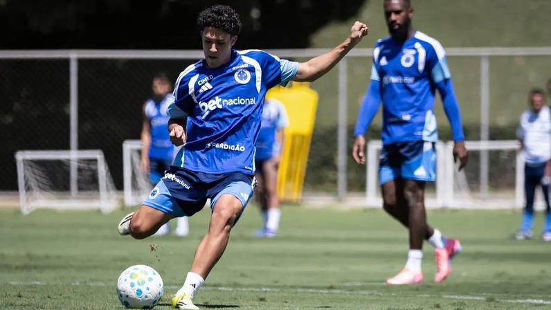 Joia da base do Cruzeiro inicia integração ao profissional