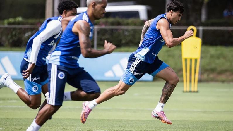Treino, na Toca 2 (Foto: Gustavo Aleixo/Cruzeiro)