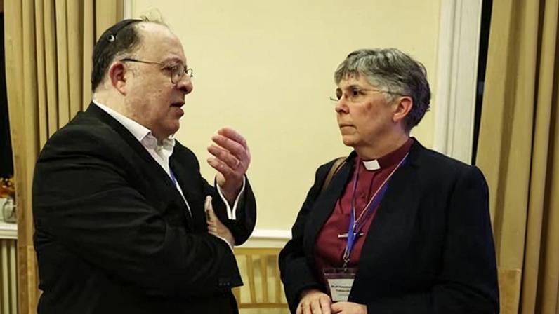 Rabino defende apoio a refugiados judeus diante de assédio da ultradireita