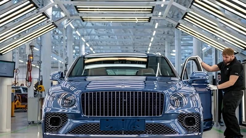 Bentley corta empregos no Reino Unido em meio a mercado global difícil