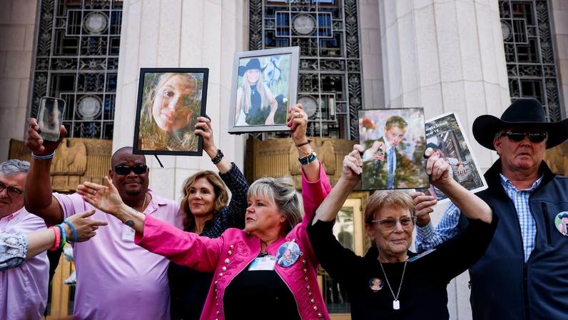 Dependência digital: Meta e Google podem seguir o destino do tabaco