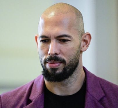 Órgão de fiscalização investiga como a polícia lidou com acusações envolvendo Andrew Tate