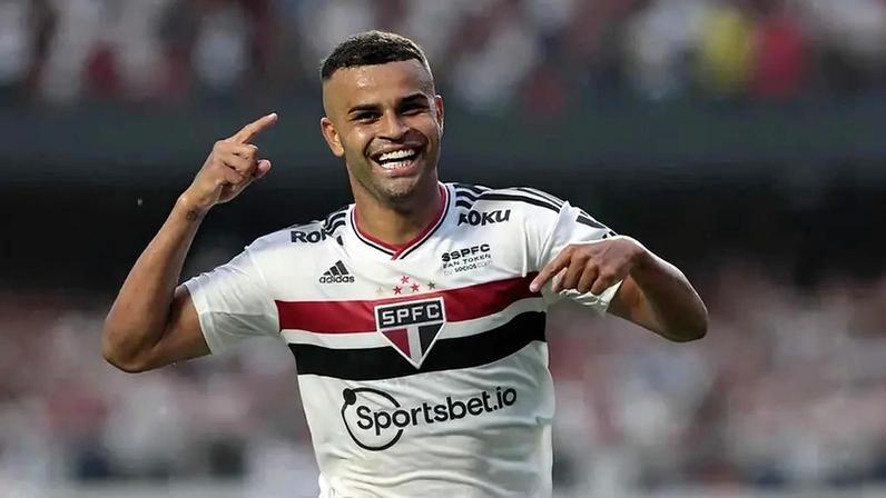 Alisson tem contrato até o final de 2027 (Foto: Rubens Chiri / São Paulo FC)