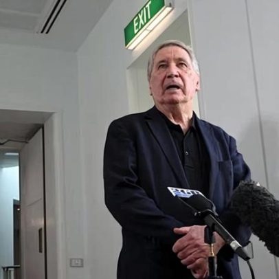 Dennis Richardson exige urgência sobre falhas no ataque a Bondi após deixar inquérito