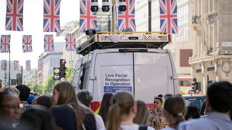 Polícia de Essex suspende reconhecimento facial após estudo indicar viés