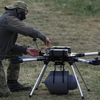 Rússia monta bases de drones de longo alcance na Bielorrússia, diz Zelenski