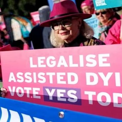 Mais de 100 deputados do Labour pedem ao PM destravar projeto de morte assistida