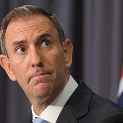 Chalmers promete mais reforma tributária no orçamento; inflação pode exceder 5%