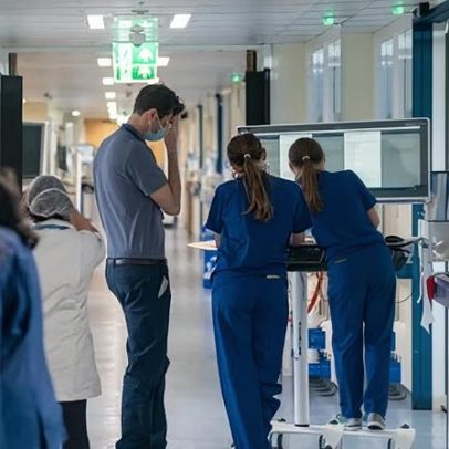 NHS na Inglaterra enfrenta ataques e assédio, aponta pesquisa