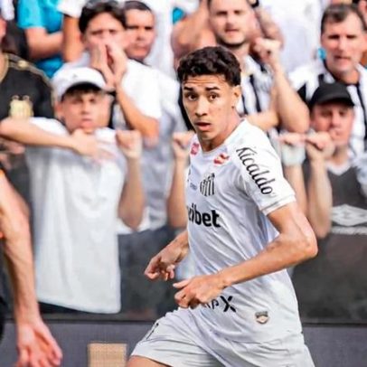 Santos e Corinthians empatam em clássico na Vila Belmiro