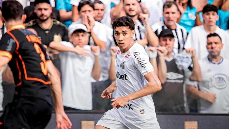 Santos e Corinthians empatam em clássico na Vila Belmiro