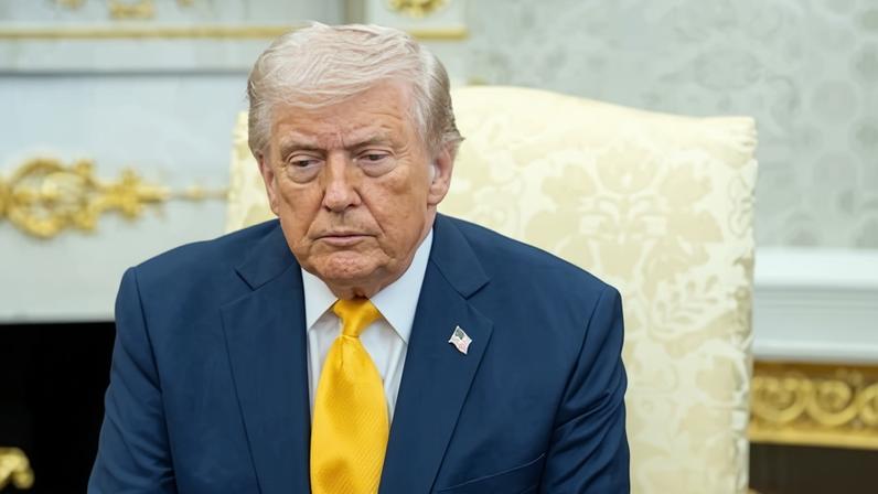 Trump in the Oval Office on Thursday. He said he had told Benjamin Netanyahu to refrain from further attacks.