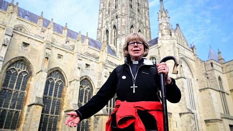 Sarah Mullally pode orientar a Igreja da Inglaterra a águas mais seguras