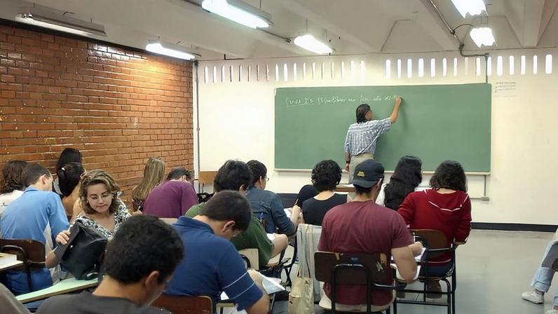 Orçamento das universidades federais sobe 45,1% desde 2022