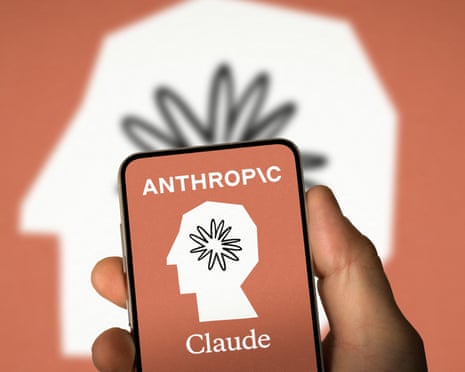 Forças dos EUA teriam usado Claude em ataques ao Irã, mesmo banimento de Trump